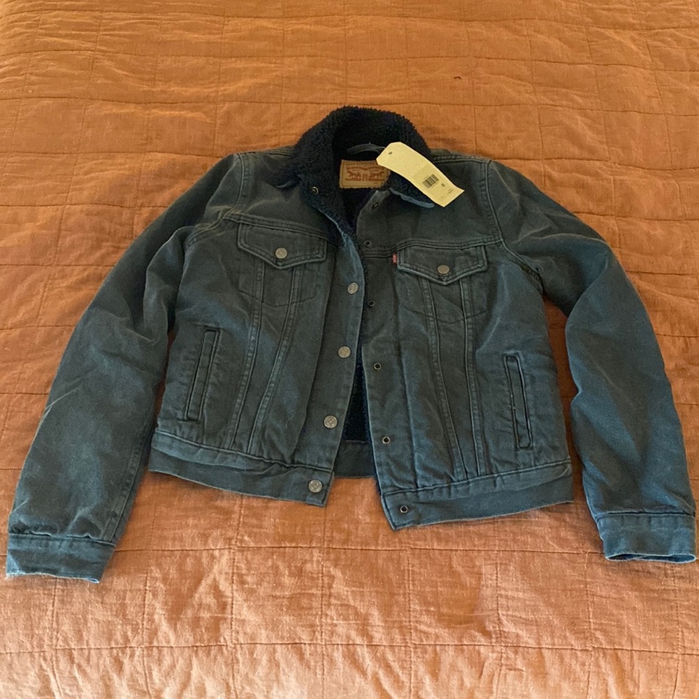 Levi’s black lined denim jacket